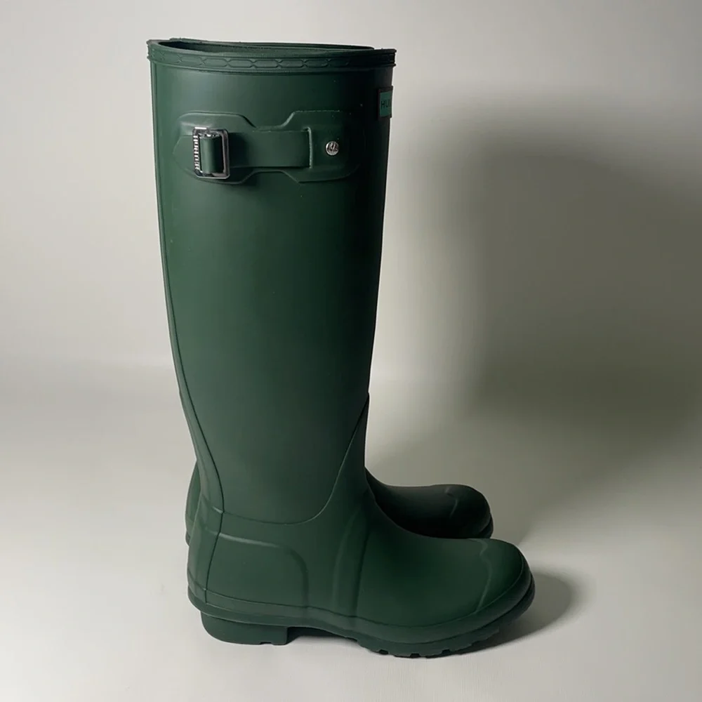Hunter Tall Rain Boots - sz 37EU / US6